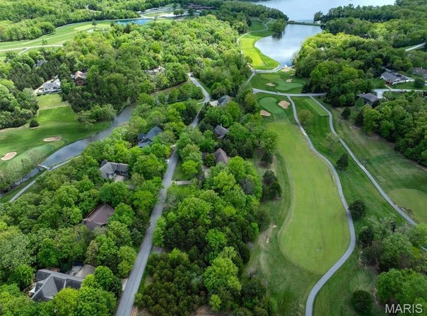 900 Silver Fox Drive, Wright City, MO 63390