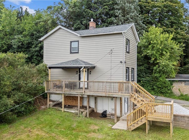 1806 Trimble Ave, Port Vue, PA 15133