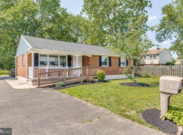 7624 GITHENS AVENUE, PENNSAUKEN, NJ 08109