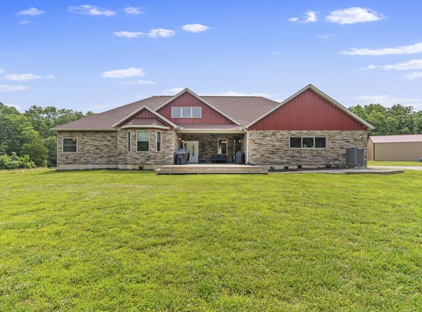 19340 Tulsa Drive, Lebanon, MO 65536