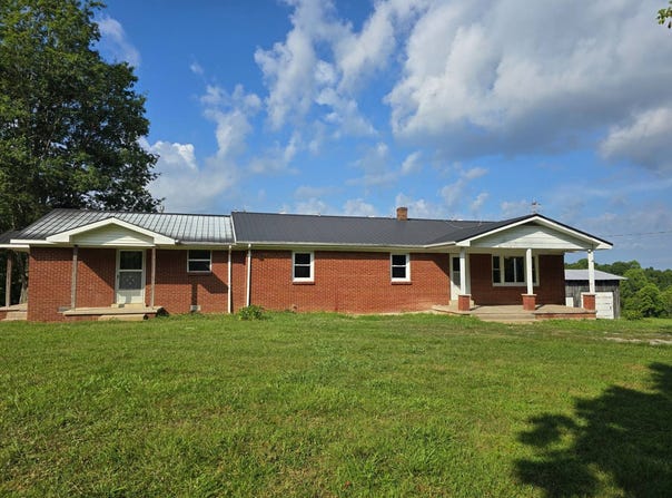 1273  Cedar Flat Curtis Road, Edmonton, KY 42129