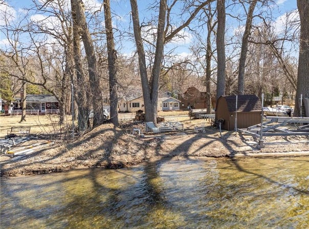 3046 Julia Way, Mound, MN 55364