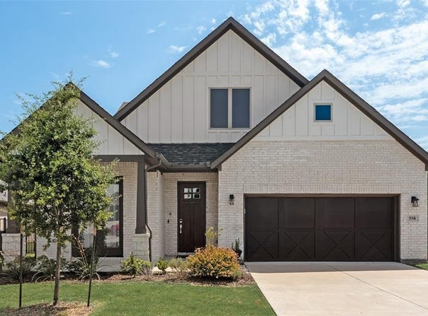 558 Torrey Pines Circle, Heath, TX 75032