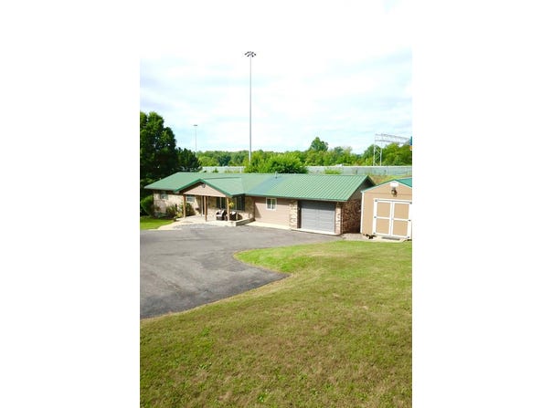 1805 Maxwell Hill Road, BECKLEY, WV 25801