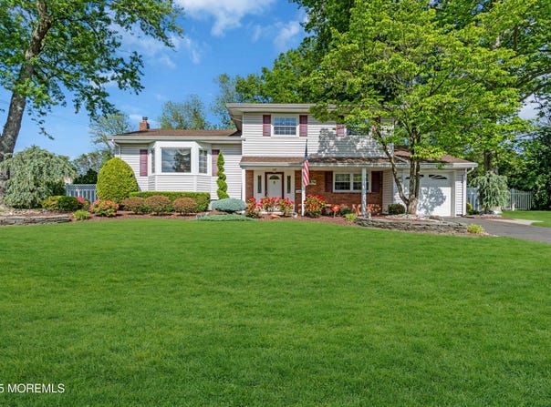11 Diana Court, East Brunswick, NJ 08816