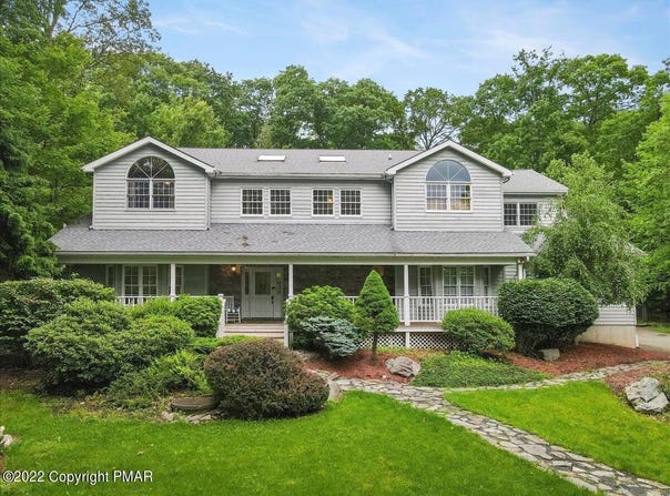 3358 Mountain View Drive, Tannersville, PA 18372