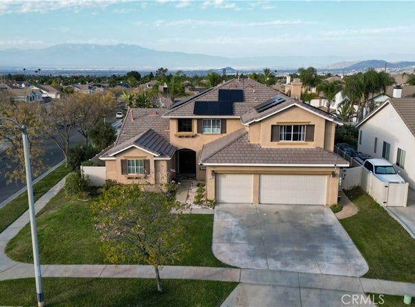 1177 Acapulco Circle, Corona, CA 92882