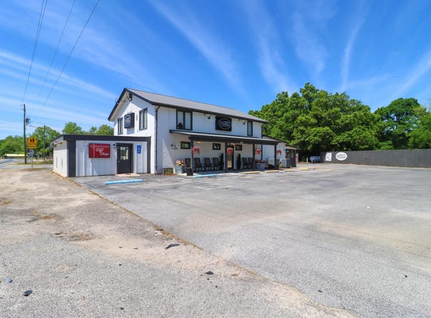 8196 FL-85, Laurel Hill, FL 32567