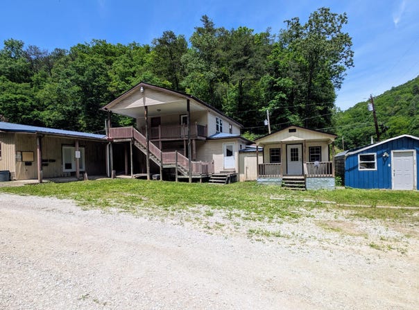 7846 State Hwy 1690, Louisa, KY 41230