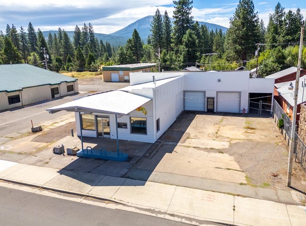 37087 CA-299, Burney, CA 96013