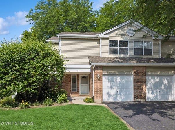 614 Hillview Court, West Chicago, IL 60185
