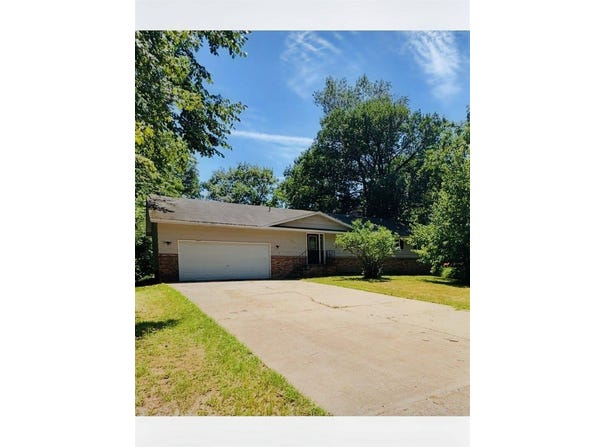8781 Dorothy Avenue, Brainerd, MN 56401