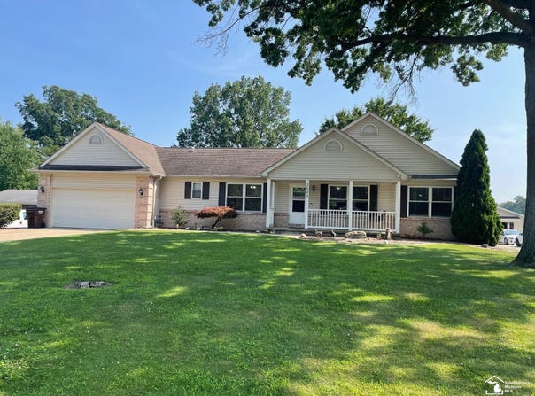 3043 First, La Salle, MI 48145