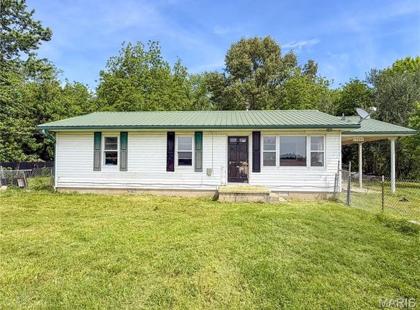 17251 County Road 214, Advance, MO 63730