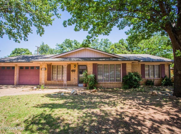 6211 Louisville Drive, Lubbock, TX 79413