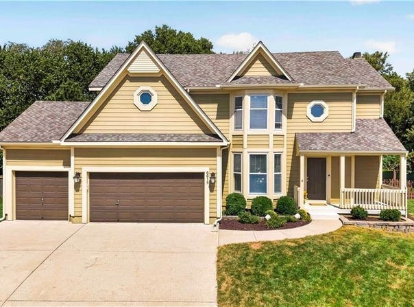 6618 W 147th Terrace, Overland Park, KS 66223