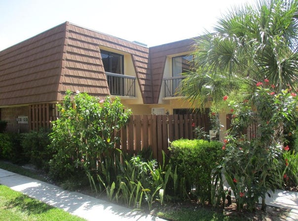 825 Center Street, Jupiter, FL 33458