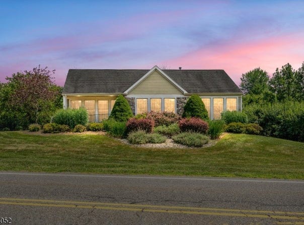 5 Plains Rd, Frankford Twp., NJ 07822-2009