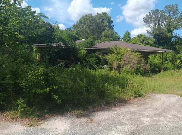 21 Queens Circle, Kingstree, SC 29556
