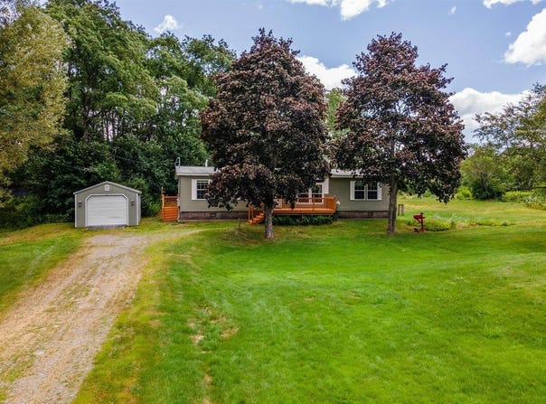 509 Riverside Drive, Eddington, ME 04428