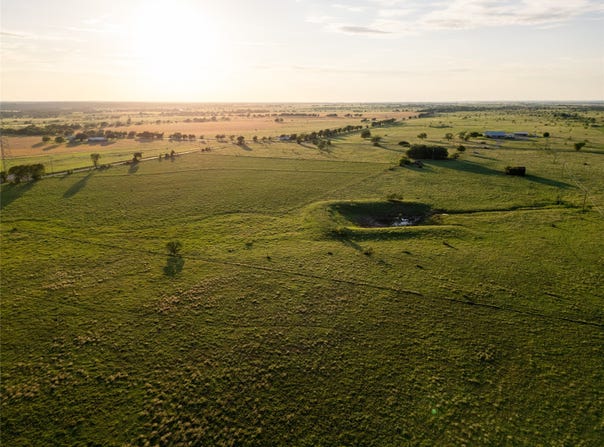 Compton Road, Crawford, TX 76638