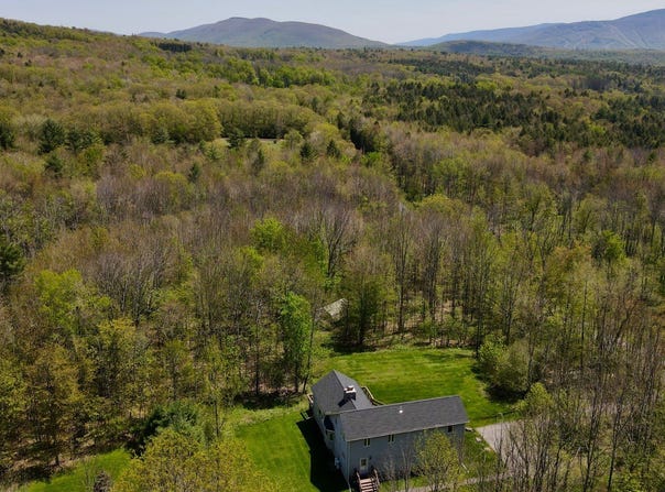 1020 Goshen St, Jewett, NY 12444