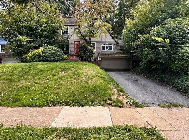 3582 Meadowbrook Boulevard, University Heights, OH 44118