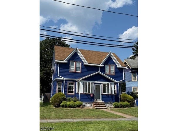 35 Benson St, Bloomfield Twp., NJ 07003-2721