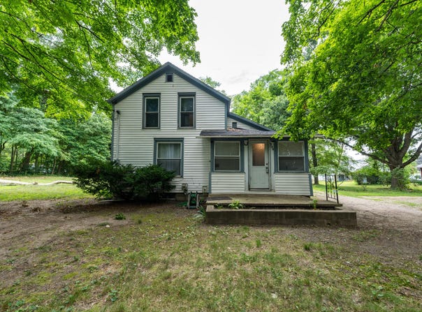 304 Hill Street, Decatur, MI 49045