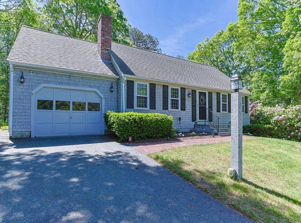 114 King Arthur Drive, Osterville, MA 02655
