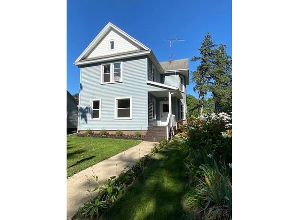 411 E Street, La Porte, IN 46350