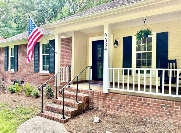 9334 New Towne Drive, Matthews, NC 28105