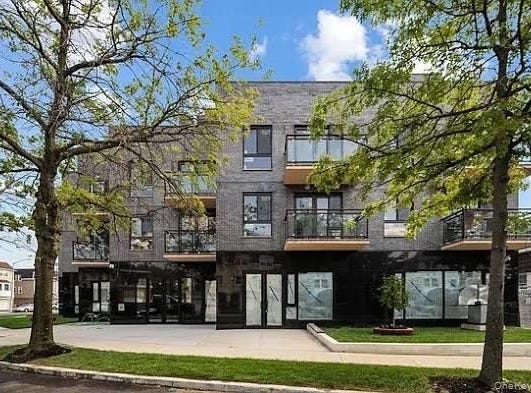 21410 15th Avenue, Bayside, NY 11360