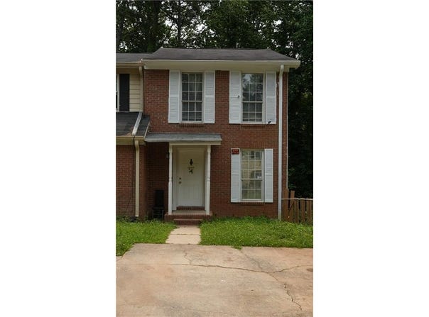 852 GLYNN OAKS Drive, Clarkston, GA 30021