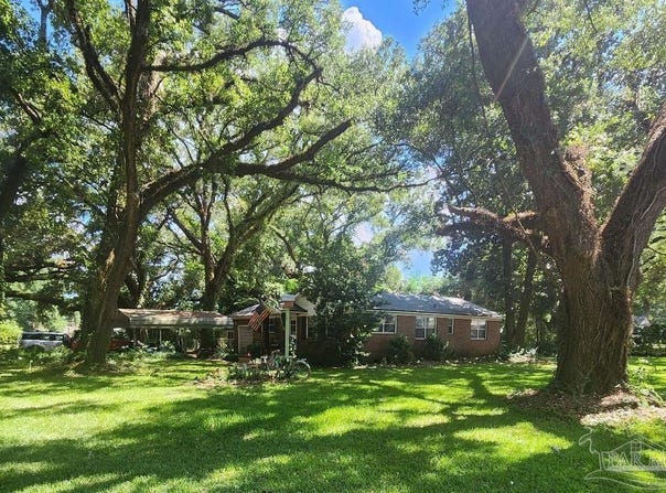 5921 Count Rd, Pensacola, FL 32503