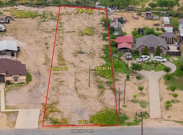 576 Ranchitos Rd., Eagle Pass, TX 78852