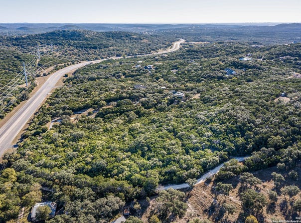 18961 Bandera, Helotes, TX 78023