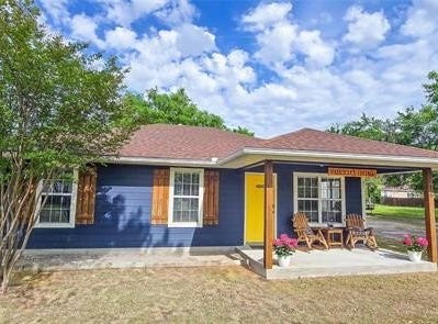56 Delaware Street, Eufaula, OK 74432