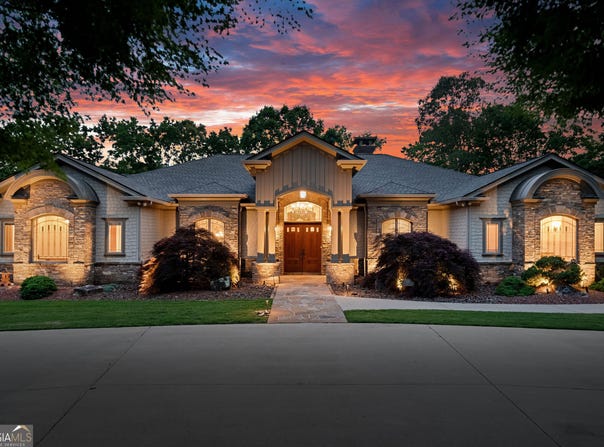 1447 Travis Smith Road, Clarkesville, GA 30523