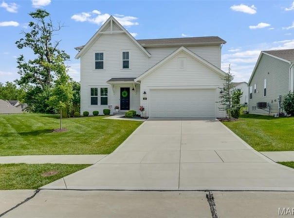 216 Old Moray Place, St Charles, MO 63301