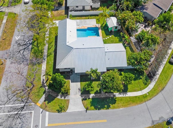 698 NW 12th Road, Boca Raton, FL 33486