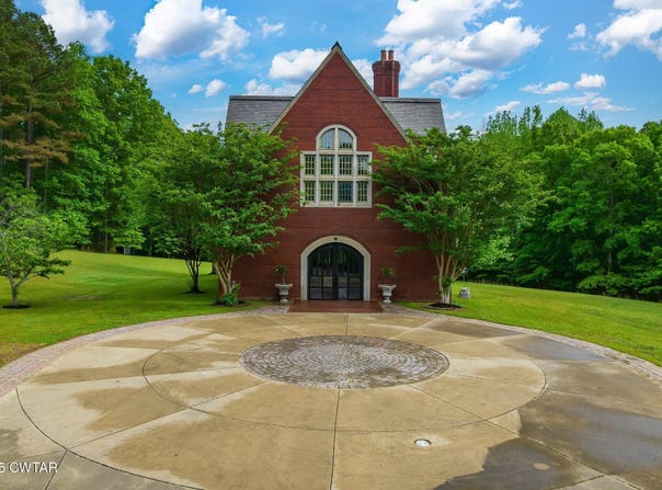 1620 Dry Creek Road, Pinson, TN 38366