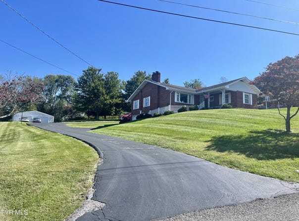 237 Woodland Drive, Lebanon, VA 24266