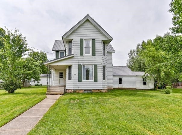 425 FOREST STREET, Birnamwood, WI 54414