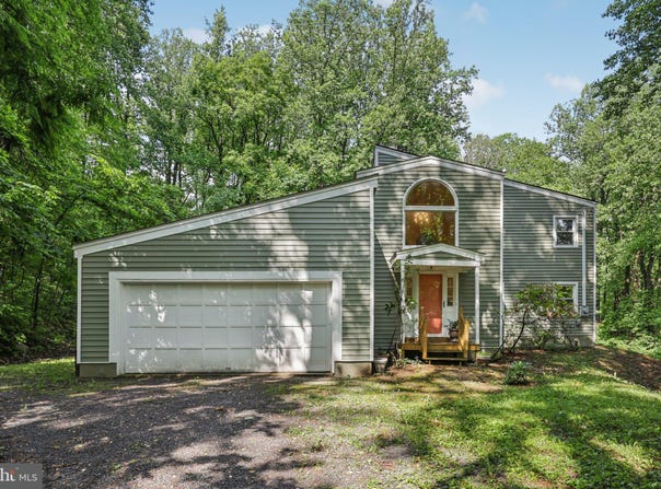 28 CLIFF ROAD, FRONT ROYAL, VA 22630