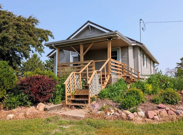 2260 310th St, Exira, IA 50076