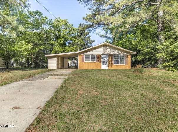 211 Utah Avenue, Warner Robins, GA 31093