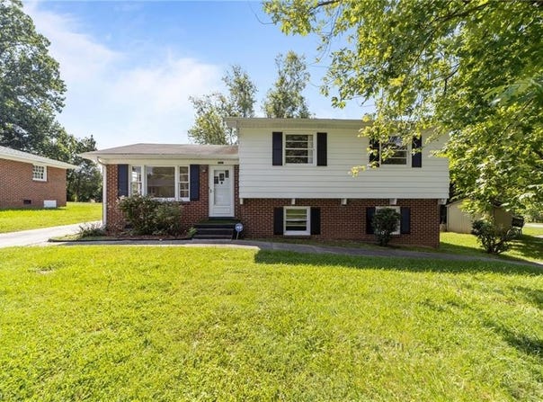2509 Fontaine Road, Greensboro, NC 27407