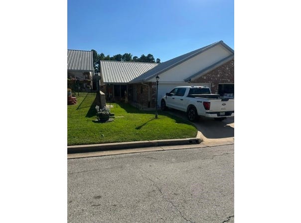 1820 Riverstone Lane, Longview, TX 75605