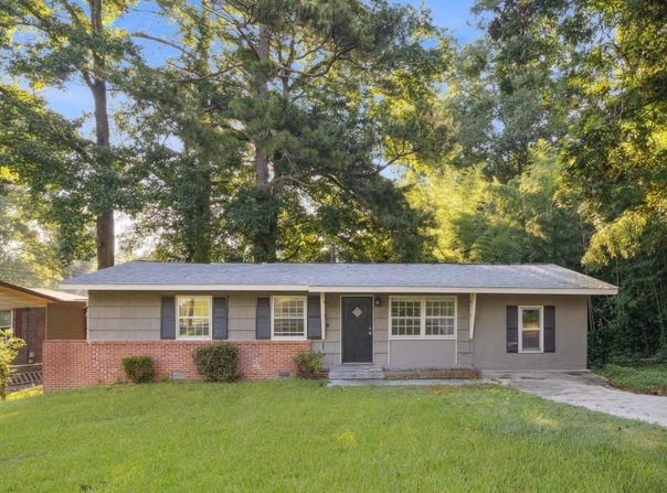 4090 Tara, Forest Park, GA 30297